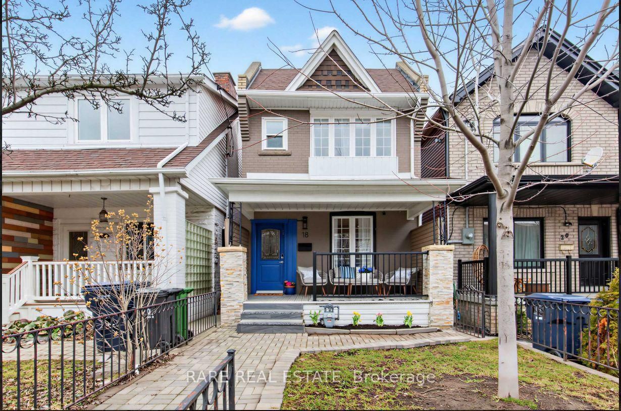 18 Earlscourt Ave