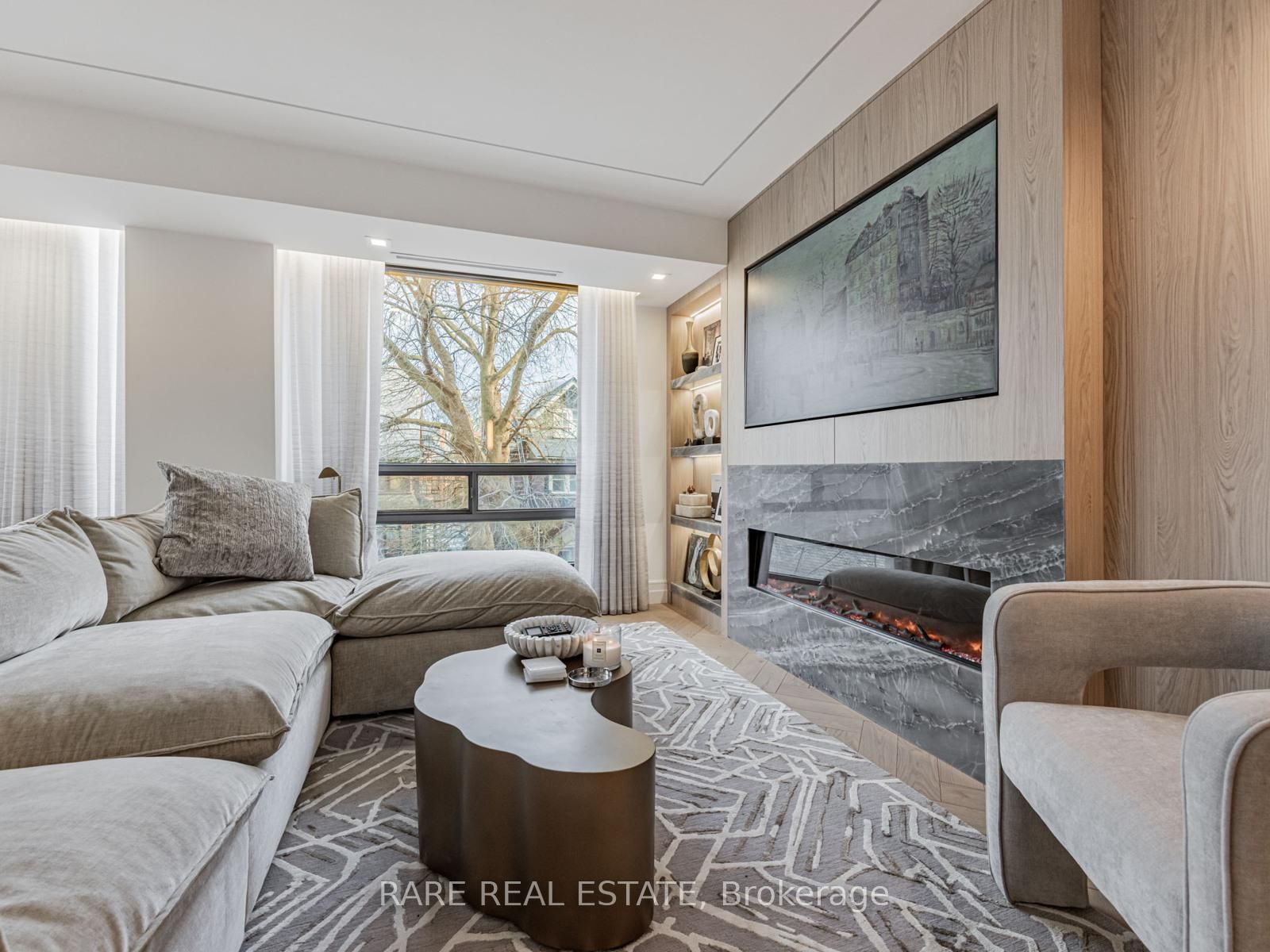 449 Walmer Rd 301