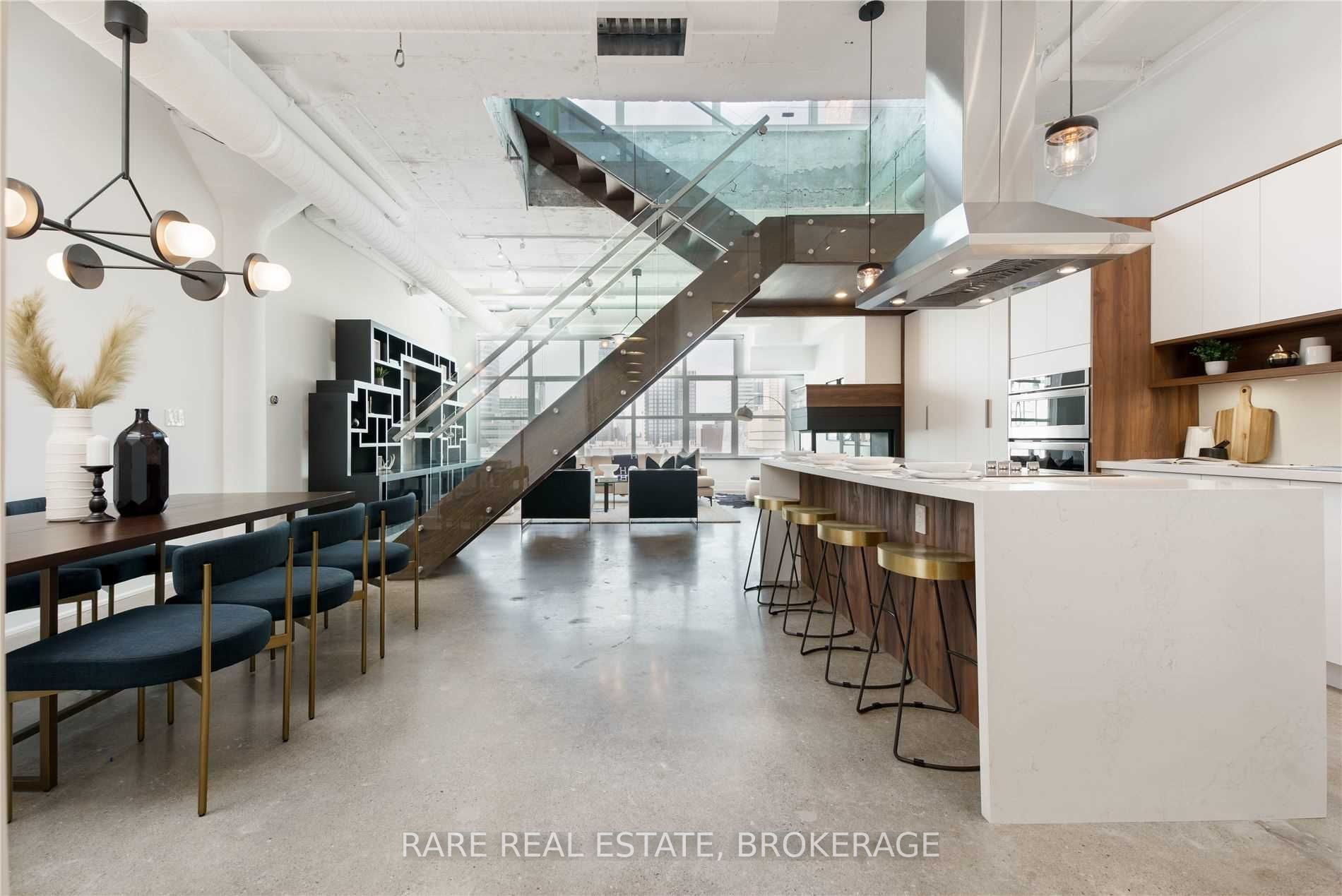 155 Dalhousie St PH 11 — penthouse exterior